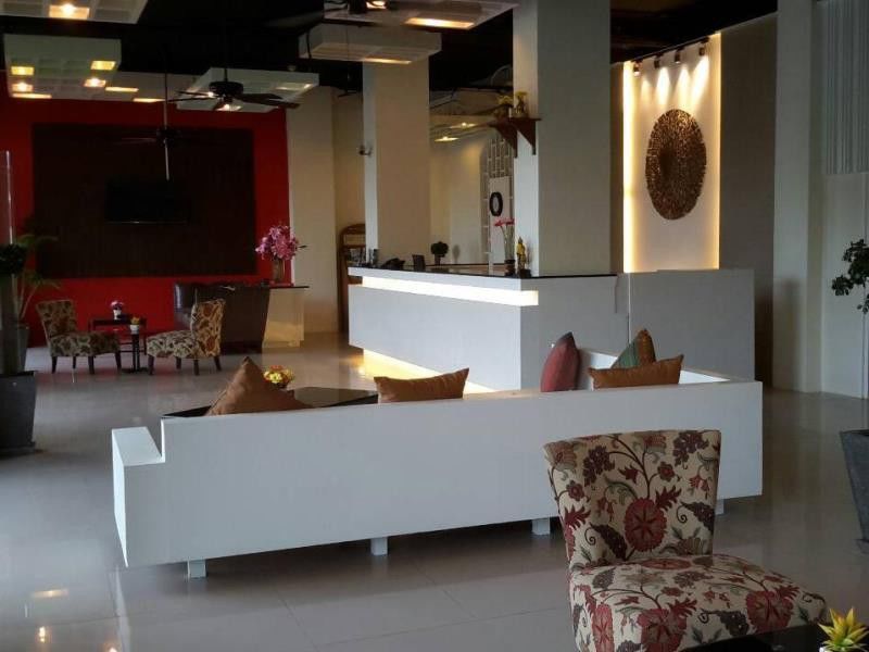 Malin Patong Hotel Bagian luar foto