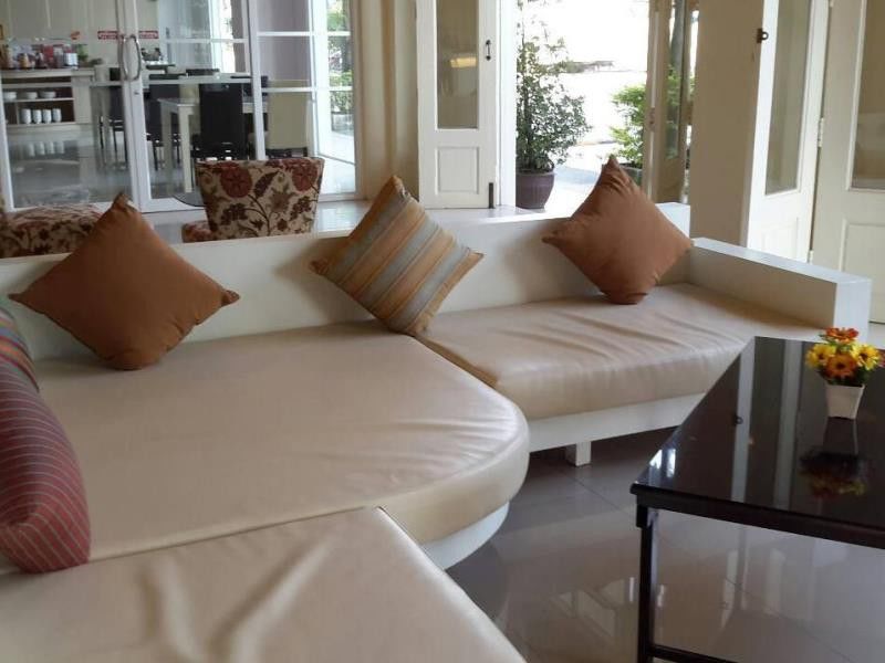 Malin Patong Hotel Bagian luar foto